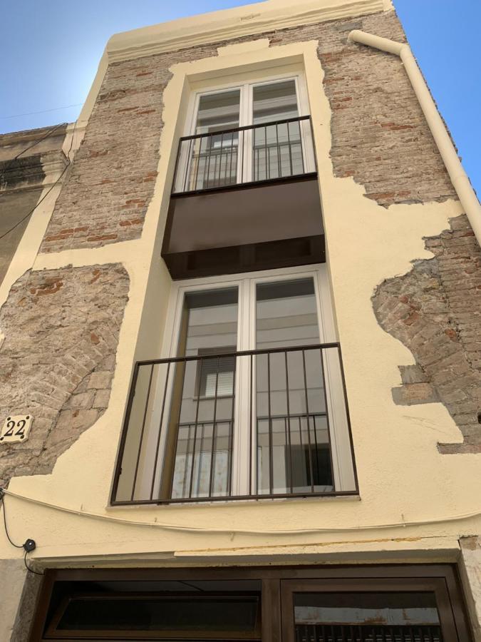 Confort En Barri Port Maritim Apartment *